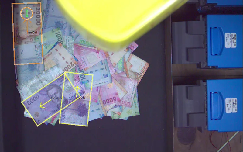 Proyecto — reciclador de billetes con detección por visión de denominación y estado del billete